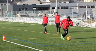 Jagne Pa Modou (rechts am Ball) will mit dem FC Sitten nach 20 Jahren wieder ein Meisterschaftsspiel in Bern gegen YB gewinnen.