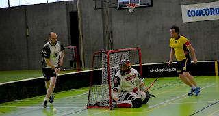 Die Blacknosesheep in den weiss-schwarzen Shirts spielen im Cupfinal gegen Pfynland.