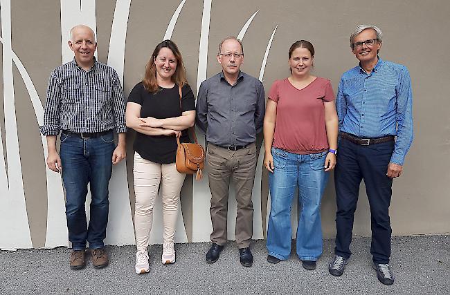 Der Vorstand des neuen Vereins Dorf Grengiols (von links): Wolfgang Blume, Emmanuelle Biderbost, Beat Ritz (Präsident), Cecile Michlig und Roland Schmidt.