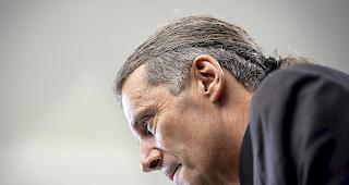 Betrug. Eine Handvoll der gef&auml;lschten Wahlcouverts wurden abgefangen, darin befanden sich die Listen von SVP-Kandidat Oskar Freysinger.