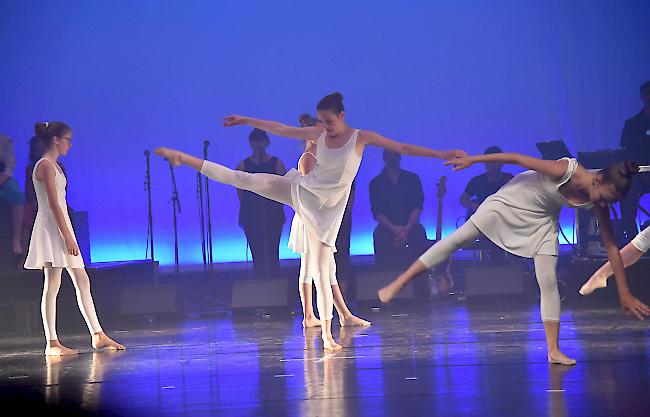 Impressionen von der Premiere des Tanztheaters «Chiros Reise ins Zauberland» mit «Move».