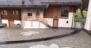 Das Agarner Symbol vor dem Gr&uuml;nen Zimmer in Agarn.