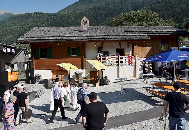 Ort der Begegnung. Die Stiftung «Ischärs Agaru» verwandelte das ehemalige Bayardgut in zwölfjähriger Arbeit in das «Grüne Zimmer». Neu gehören die Lokalitäten der Gemeinde.