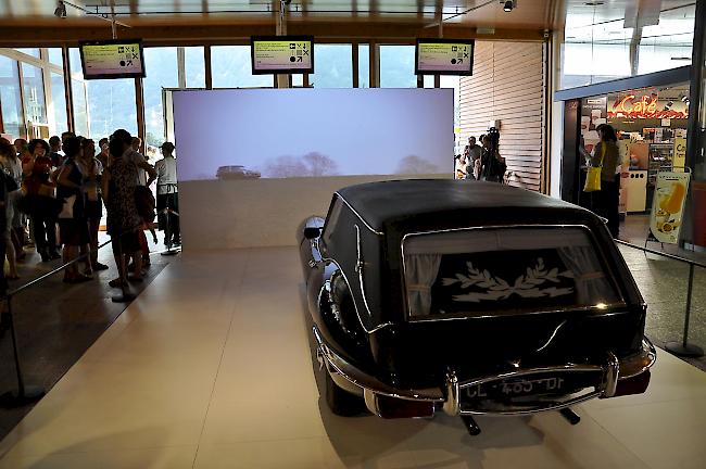 Unterwegs in der Raststätte: Ein Modell eines Jaguars E-Type Cabriolet in Anlehnung an den Filmklassiker «Harold and Maude.