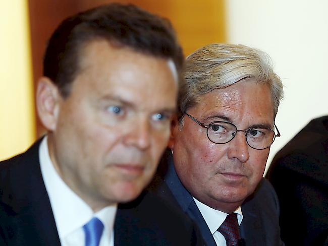 Hariolf Kottmann, CEO Clariant, rechts, und Peter R. Huntsman, Präsident und CEO von Huntsman, links, wollen gemeinsam in die Zukunft. (Archiv)