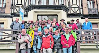 Informativ und kollegial. Die Beh&ouml;rden des Bezirks &Ouml;stlich Raron trafen sich am Samstag auf der Riederalp. 