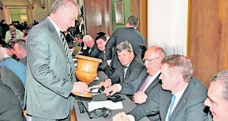 In Bewegung. Der Wahlkreis Visp muss wohl zwei Parlamentssitze abtreten. 