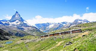 Steil hinauf. Die BVZ Holding vermeldet f&uuml;r die Gornergrat Bahn einen Besucherrekord im ersten Halbjahr.  