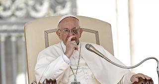 Papst Franziskus hat einger&auml;umt, dass die katholische Kirche die Aufarbeitung von Kindermissbrauchs-F&auml;llen einige Zeit verschlafen hat. (Archivbild)