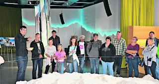 Einstieg. Das Simon-Simon-Relief beim Eingang bietet einen Gesamt&uuml;berblick &uuml;ber das 824 Quadratkilometer grosse UNESCO-Welterbe Swiss Alps Jungfrau-Aletsch.  