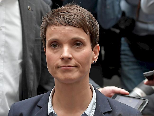 Noch Partei-Chefin Frauke Petry wird aus der AfD austreten. (Archiv)