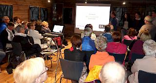 Grosses Interesse an der Diashow &uuml;ber das Leben in Simplon Dorf