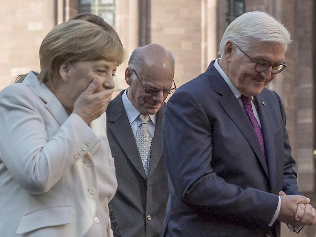 Angela Merkel und Frank-Walter Steinmeier treffen am Dienstag, am Tag der Deutschen Einheit, zum Festakt in Mainz ein.