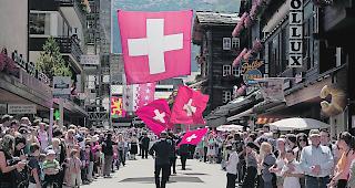 Das Folklore Festival ist einer der Anl&auml;sse, bei dem der Gemeindef&auml;hnrich zum Einsatz kommt.