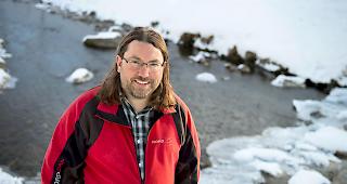 Beat H&uuml;ppin zog die Anwesenden in seinen Bann.