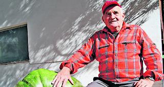 Erfahren. &laquo;Ich habe jedes Jahr viele grosse K&uuml;rbisse in meinem Garten&raquo;, so Gewinner Pius Stocker.  