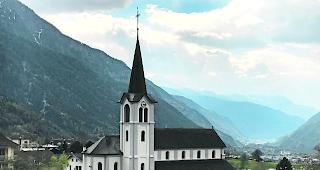 F&uuml;r kirchliche Berufe. Am Sonntag findet die diesj&auml;hrige Wallfahrt statt. Sie f&uuml;hrt von der Kirche Ried-Brig nach Termen. 