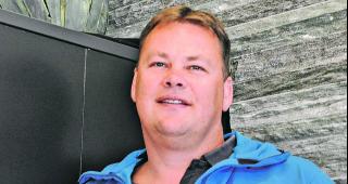 Winzer aus Leidenschaft. Diego Mathier (47), hier im Degustationsraum seiner Kellerei in Salgesch, z&auml;hlt sich zu den Passionierten seines Fachs.  