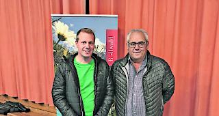 Wechsel im Vorstand. Nach 29 Jahren ist Gerhard Paris (rechts) als Mitglied des Verwaltungsrates zur&uuml;ckgetreten. An seine Stelle ist Karlheinz Fux gew&auml;hlt worden. 