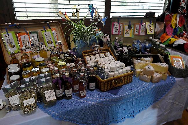 Insgesamt boten 37 Aussteller am Gofferlimärt in Agarn ihre Ware feil. 