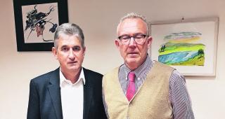 Letztmals? Verwaltungsratspr&auml;sident Fredy Huber (links) und Gesch&auml;ftsf&uuml;hrer Armon Cantieni f&uuml;hrten durch die vielleicht letzte Generalversammlung der Luftseilbahnen Fiesch-Eggishorn.  