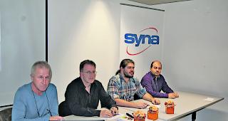 L&ouml;hne angleichen. Toni Biderbost, Pr&auml;sident Syna Oberwallis, Johann Tscherrig, Regionalverantwortlicher Syna Oberwallis, Juri Theler, Regionalsekret&auml;r, und Gianluca Casili, Regionalsekret&auml;r (von links).  