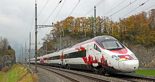 Der Zug mit seinem Drei-L&auml;nder-Design ist heute in Basel auf den Namen Johann Wolfgang von Goethe getauft worden.