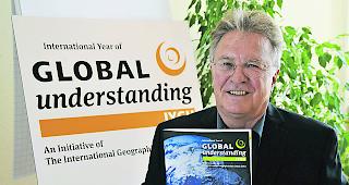 Ziele erreicht. Prof. Dr. Benno Werlen war Initiator und treibende Kraft des Projekts.  