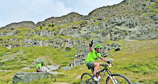 Kurz vor dem Etappenziel. Das erste Oberwalliser Bikenetz k&ouml;nnte bald homologiert werden (Foto: Swiss Epic in Gr&auml;chen). 