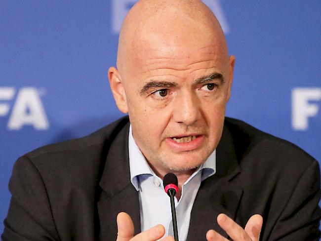 FIFA-Präsident Gianni Infantino verspricht mehr Doping-Kontrollen im Hinblick auf die WM-Endrunde 2018