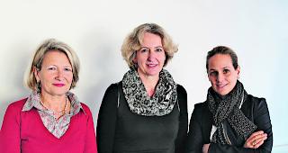 L&ouml;sungsorientiert. Helena Mooser Theler, Pr&auml;sidentin der Stiftung &laquo;Nachbar in Not&raquo;, Sabine Fux, &laquo;Family Coaching & Beratung&raquo;, und Petra Zimmermann, Stiftungsratsmitglied Stiftung &laquo;Mammina&raquo; (von links), machen sich f&uuml;r Familien stark. 