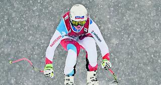 Corinne Suter sichert sich den letzten Startplatz im Super-G. (Archiv)