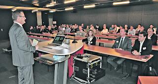 Hebelwirkung. Ein in die Walliser Hochschullandschaft investierter Franken werde sich schlussendlich versechsfachen, rechnete Dienstchef Stefan Bumann dem Publikum vor.  