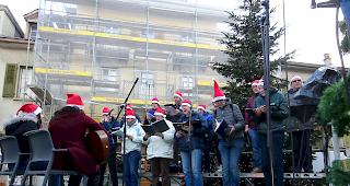 Esperanza Band in Aktion. Zahlreiche Besucher lauschten dem Konzert.