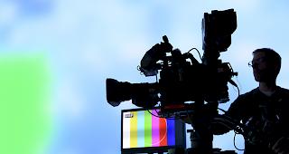 Die No-Billag-Initiative w&uuml;rde laut dem Bundesrat viele Radio- und TV-Stationen existenziell gef&auml;hrden. (Symbolbild)