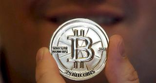 Vorsicht. Die K&auml;ufer wissen laut Finanzaufseher nicht genug &uuml;ber die m&ouml;glichen Risiken. (Symbolbild)