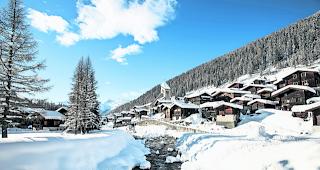 Blatten im L&ouml;tschental. Ein Dorf im Winterkleid: Die ergiebigen Schneef&auml;lle der letzten Wochen sorgen hierzulande f&uuml;r echte Postkartenkulissen. 
