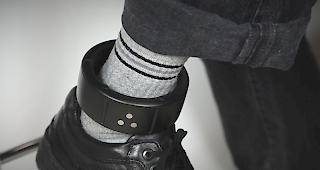 Richter sollen k&uuml;nftig das Anbringen von elektronischen Fussfesseln anordnen k&ouml;nnen.