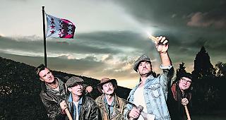 20 Jahre. &laquo;Diggin&rsquo; The Blues&raquo; feiert heuer ihr 20-j&auml;hriges Bestehen: Der Start ins Jubil&auml;umsjahr erfolgt am Samstag im &laquo;Bielti&raquo; zu Jeizinen. 