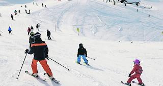 Der Bundesrat h&auml;lt Schneesportwochen f&uuml;r Kinder und Jugendliche f&uuml;r p&auml;dagogisch wertvoll. (Symbolbild)