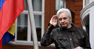 Julian Assanges Haftbefehl bleibt betehen.