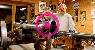 Teilen die Leidenschaft f&uuml;r Schwarzpulver und Kanonen - Margrith und Edgar Heynen.