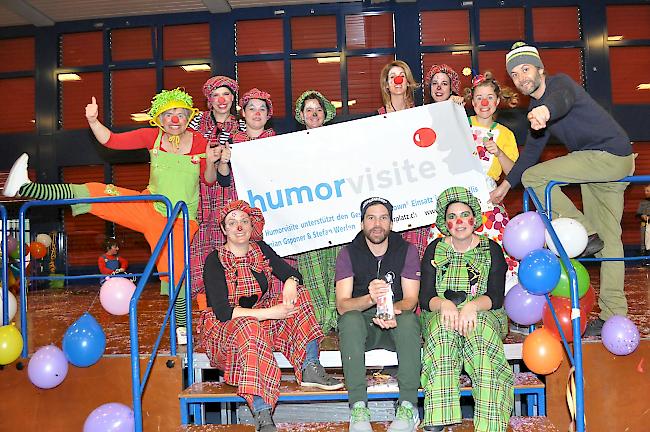 Da strahlen mal die Clowns. Während der Fasnacht erhielt die IG Humorvisite nützliche Spenden.