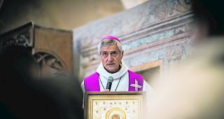 Strenge Prinzipien. Bischof Jean-Marie Lovey: &laquo;Jemand, der f&uuml;r die Verk&uuml;ndigung des Evangeliums beauftragt ist, muss den Richtlinien der Kirche folgen.&raquo; 