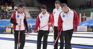 Die Schweizer Curler k&ouml;nnen gegen Medaillenanw&auml;rter Norwegen punkten.