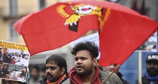 Unterst&uuml;tzung. Zum Auftakt des Prozesses im Januar demonstrierten Unterst&uuml;tzer der Liberation Tigers of Tamil Eelam (LTTE) auf der Piazza della Foca in Bellinzona.