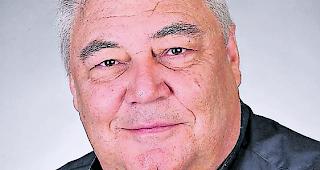 Formelles kl&auml;ren. Die Amtsenthebung w&auml;re nicht n&ouml;tig gewesen, weil der R&uuml;cktritt eingereicht war. 