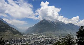 Bald zweitgr&ouml;sste Gemeinde. Ab 2021 wird aus Martinach und Charrat die neue Gemeinde Martinach.