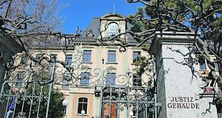 Untersuchung. Mitte Mai wurde im Zentralwallis eine franz&ouml;sische Staatsangeh&ouml;rige erh&auml;ngt aufgefunden. Die Staatsanwaltschaft hat eine strafrechtliche Untersuchung wegen Mordes eingeleitet. (Symbolbild)