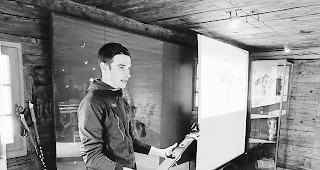 Einblick. Iwan Arnold berichtete &uuml;ber seine Erfahrungen an Wettk&auml;mpfen in Italien, Frankreich oder gar China. 